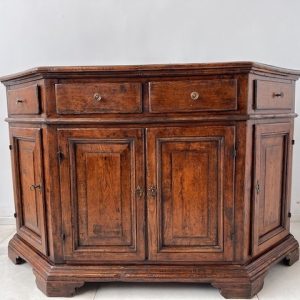 stylowa komoda z litego dębu b051