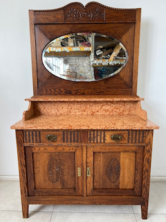 bogimeble.pl KOMODA Z MARMUROWYM BLATEM I LUSTREM K102