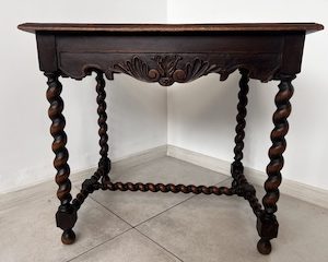 bogimeble.pl STOLIK DĘBOWY W STYLU HISZPAŃSKIM K118