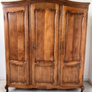 SZAFA TRZYDRZWIOWA K421