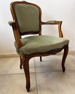 FOTEL W STYLU LUDWIKOWSKIM K186