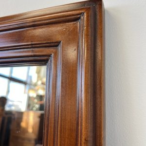 LUSTRO W DREWNIANEJ RAMIE B179