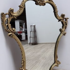 LUSTRO W ZŁOTEJ RAMIE B053