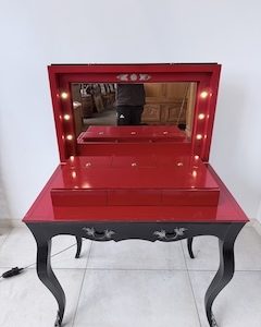 TOALETKA STYLOWA B075