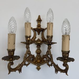 KINKIET CZTERORAMIENNY HISZPAŃSKI Z MOSIĄDZU BOGATE ORNAMENTY M036