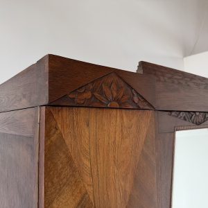 SZAFA W STYLU ART DECO Z 1931 R. JEDNODRZWIOWA Z LUSTREM BIEILIŹNIARKA DĘBOWA ORYGINALNA M029