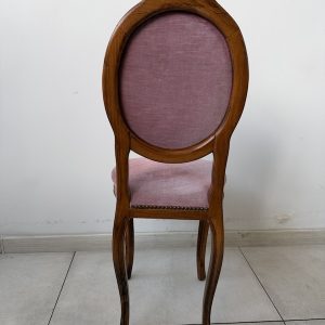 STYLOWE KRZESŁO LUDWIK MEDALION DĘBOWE VINTAGE RETRO PIKOWANE WELUR RÓŻOWY M005
