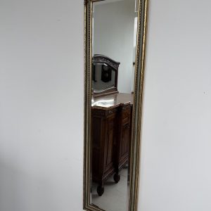 LUSTRO W STYLOWEJ ZŁOCONEJ RAMIE VINTAGE M019