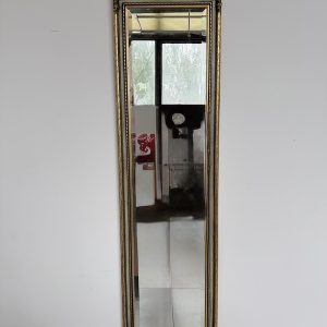 LUSTRO W STYLOWEJ ZŁOCONEJ RAMIE VINTAGE M019