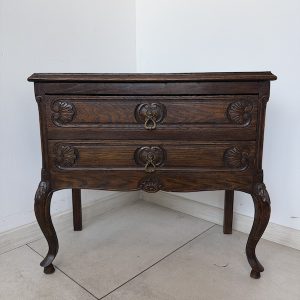 KOMODA LUDWIK XV DĘBOWA 2 SZUFLADY RZEŹBIONA RETRO VINTAGE M014