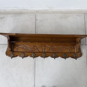 WIESZAK ŚCIENNY DĘBOWY NA ŚCIANĘ WISZĄCY M095