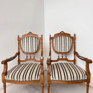 STYLOWE FOTELE W STYLU LUDWIK XVI B066